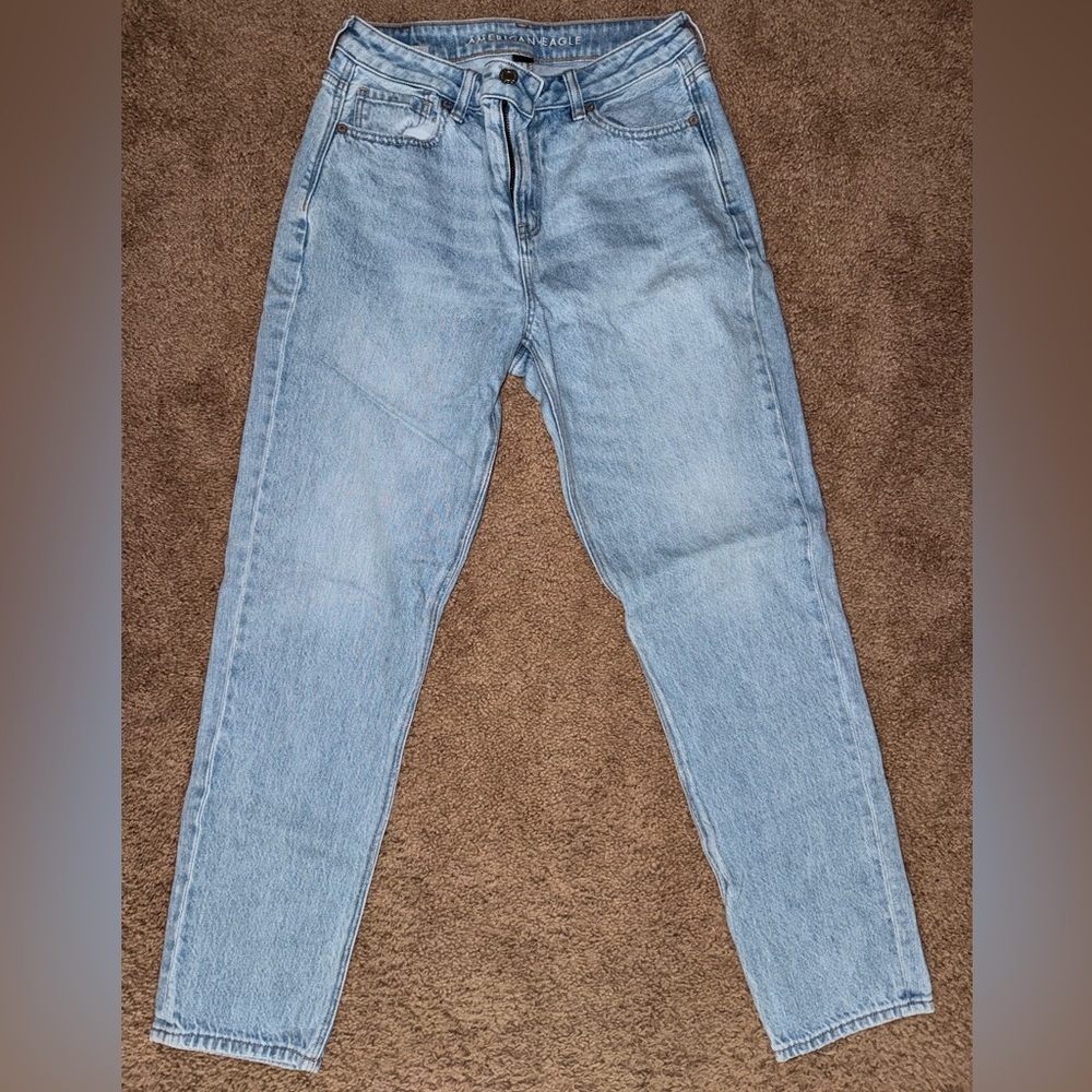 American Eagle Outfitters Light Blue Boyfriend Jeans